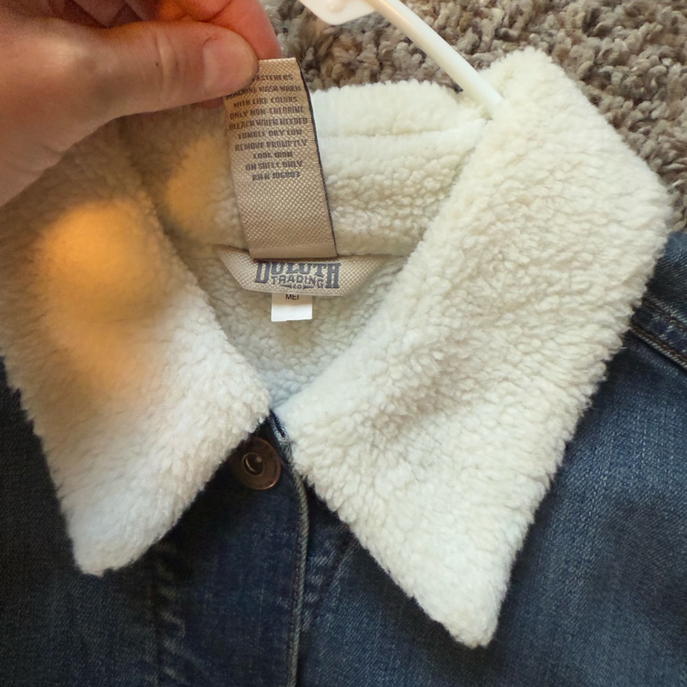 Duluth Trading Co. Women's Sherpa Lined Denim Jacket - Picture 6 of 6